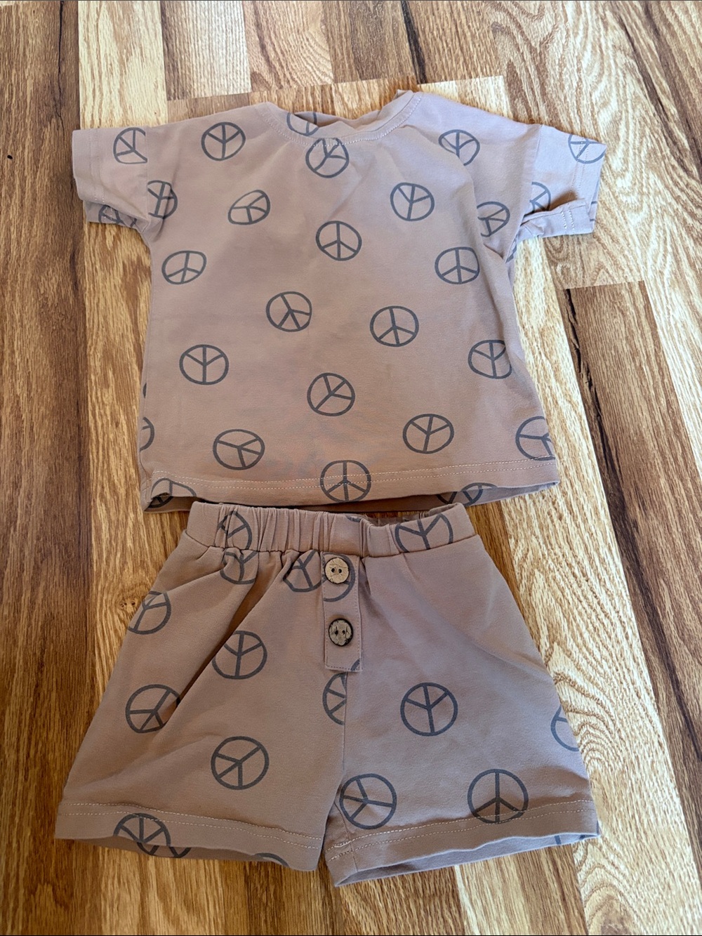 6-12 months mebie baby Peace Sign  Set - Taupe
